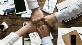 potret team work dengan Spirit Tinggi