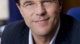 foto Mark Rutte didepan kamera