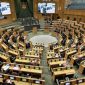 ilustrasi pengaturan kiri dan kanan peserta rapat majelis