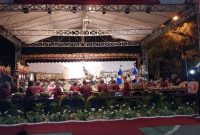 Pertunjukan Wayang Kulit yang berlangsung pada malam hari