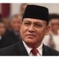 foto Firli Bahuri saat memakai Peci hitam