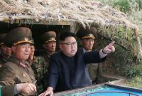 Kim Jong Un Berssama petinggi militer Korut